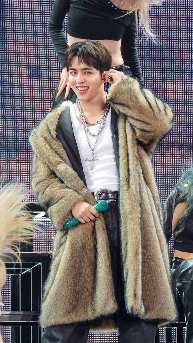 minghaocheoI_'s tweet image. this scoups jungle fit 😮‍💨