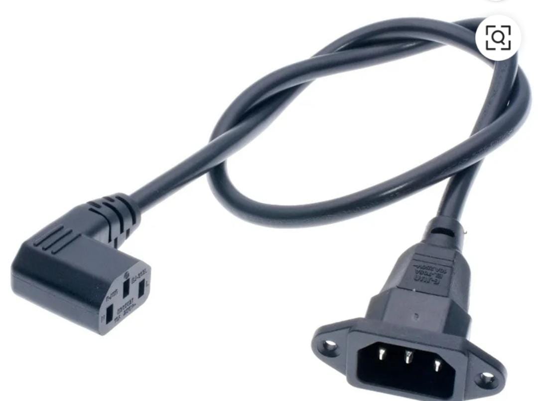 Şekib Bey, şu kabloyu Çinli firmalar tanesini 40 liraya satarken ülkemizden bir satıcı 850 TL'ye satmaya çalıştı okulumuza. Bunun adına siz ticaret deyip avuçlarınızı ovuşturuyorsunuz ama biz düpedüz AHLÂKSIZLIK diyoruz. Bununla gurur duyabilirsiniz, hak varsa zehir zıkkım olsun.