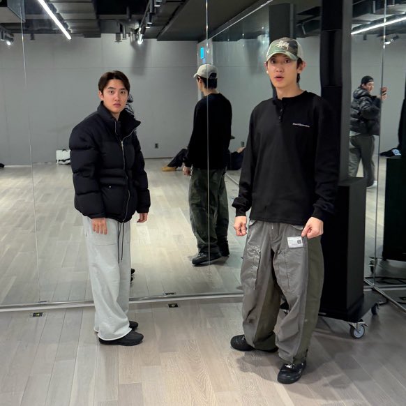 ㅅㅂㅋㅋㅋㅋㅋㅋㅋ 세훈이 도경수랑 박찬열 찍다가 걸렸대