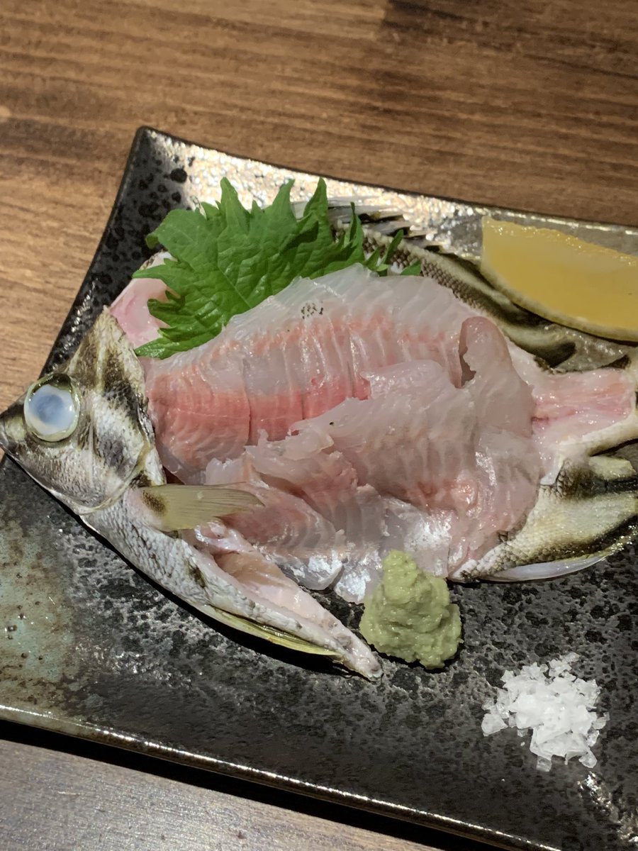 Ergo_beer's tweet photo. 1月9日(金)18-23時
新規開栓はマスターズドリーム。
冬は大手のビールが美味しい季節♪

今週のフードは
・モンゴウイカのフライ
・カゴカキダイの刺身
・赤なまこポン酢
・サーモンのカルパッチョ
などなど。
魚介充実。

本日のメニューはプロフのリンクからどうぞ。
フードラストオーダーは閉店1時間前
ドリンクは30分前
閉店1時間前の時点でお客さんがゼロの場合は早仕舞いします。

#ブリューパブ
#brewpub
#クラフトビール
#craftbeer
#Ergobibamus
#Spicabrewing
#ベルギービール
#横浜グルメ
#桜木町グルメ
#関内グルメ
#馬車道グルメ
#みなとみらいグルメ