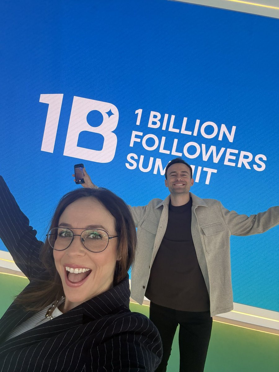 First day of @1billionsummit ! If you’re here I’m emceeing the @binance economy stage. Come say hi!