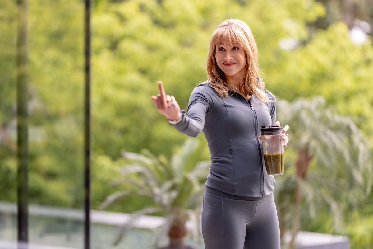 Jonathan Glatzer disecciona en su nueva seria original #TheAudacity la vida de aquellos que se autoproclaman los inventores del futuro: desde CEOs audaces obsesionados con el data-mining hasta "tech bros" bio-hackeados y gurús psiquiátricos.

cineseriesyaccion.com/streaming/amc-…