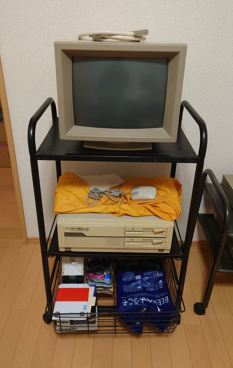 部屋整理中だけど、VFあげてきた。 引っ越し先でだいたいこんな配置に