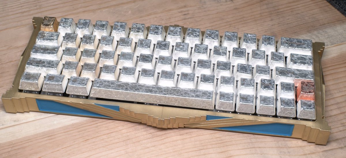 awekeys's tweet photo. Amazing Custom Keyboard Builds inspired by The Legend of Zelda
Keycaps: Wild Ice Blizzard Silver
Keyboard: 3d printed built by ZeroDotCMD
#awekeys #3dprinting #metalkeycaps #desksetups https://t.co/o7We6zLADM