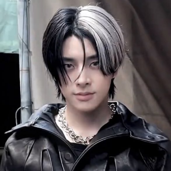 simjaeuni's tweet image. jake as kaneki ken ohhh