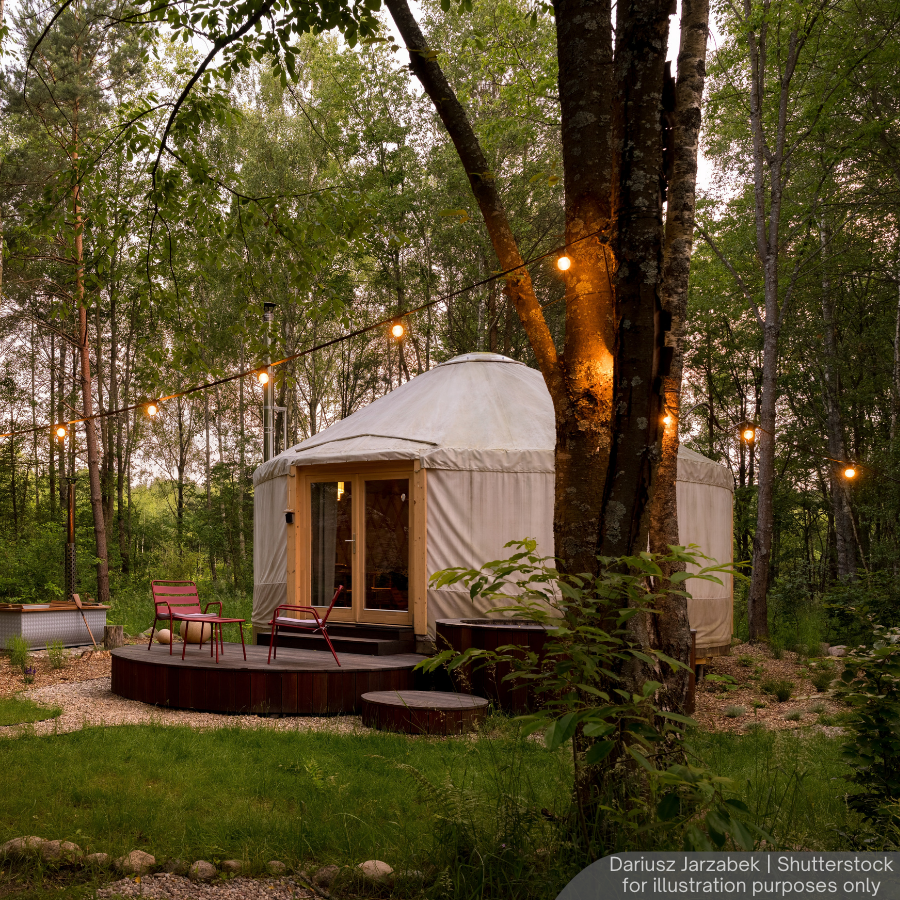 NewsBFM's tweet photo. A pro-LGBTQ+ NGO, Jejaka, says it will proceed with its Glamping With Pride programme in Hulu Langat next weekend, despite objections from Selangor PAS.

The group says the 2-day retreat involves lawful camping at a registered site and does not breach any law, adding that such community and educational activities are permitted in Malaysia.

🧵1