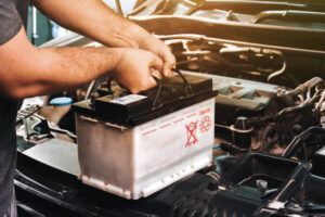 UKBreakdownHelp's tweet image. 🔋 Flat battery? We’ve got you covered.
Swift mobile car battery replacement at your home or workplace. Just enter your car registration and post code to get started. 

👉 car-battery-replacement.uk
📲 0333 567 9868 

#RoadsideAssistance #CarHelp
