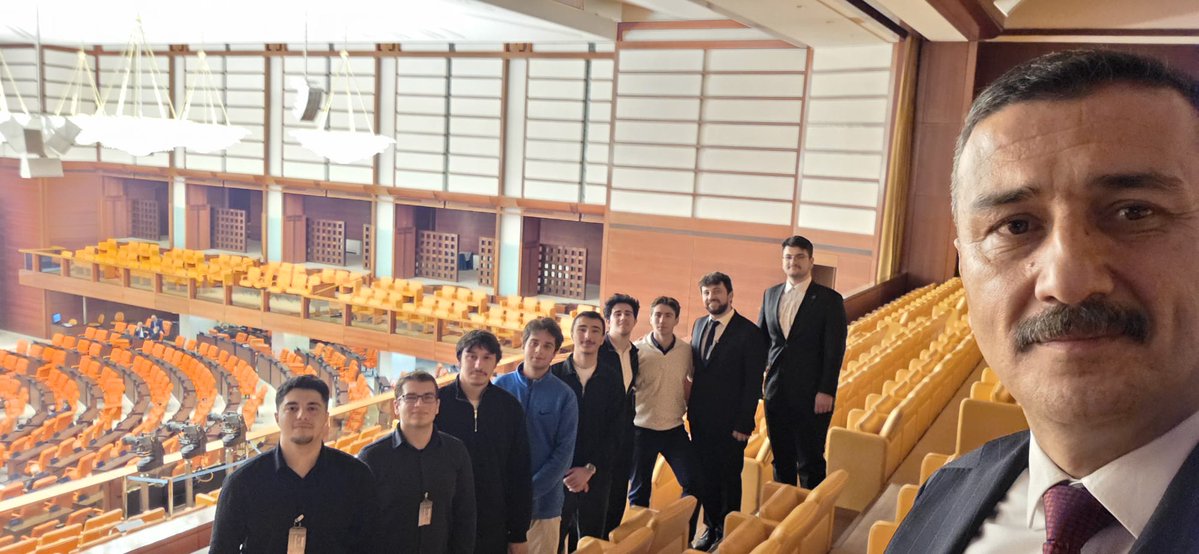 YS_Turkoglu's tweet image. ÜNİTİMSAH ANKARA
(@UnitimsahAnkara)
Bursasporlu Ankara'da Üniversite okuyan gençlerle Mecliste bir araya geldik. #Bursaspor'u ve memleket meselelerini konuştuk, var olsunlar.

@BursasporSk @unitimsah @Bursasporumcom @bursasporluyuz @teksasorg @bsmedya