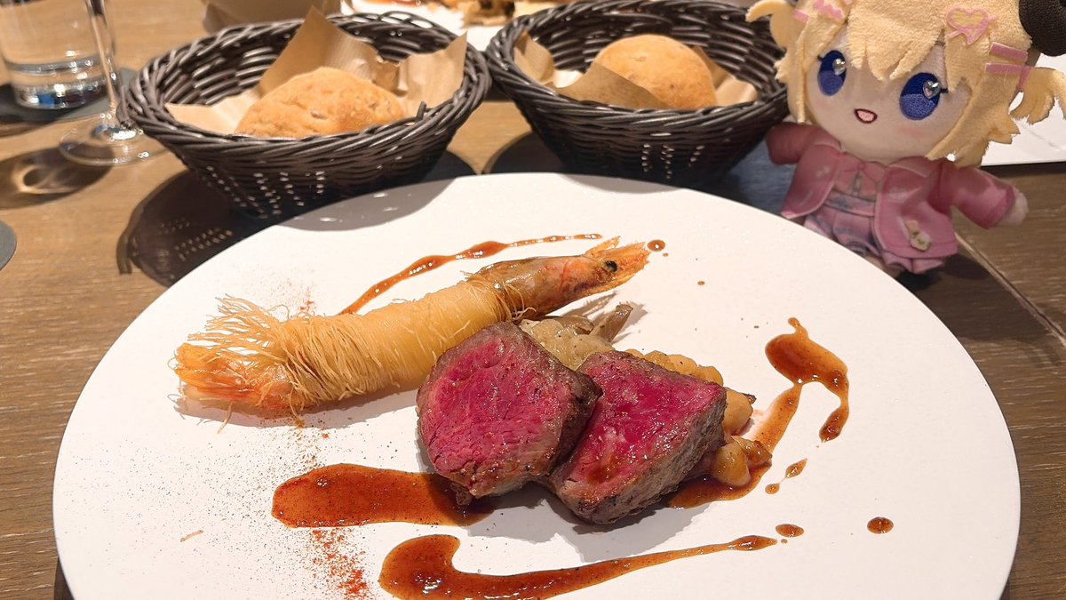 つあちゃんからの誕生日祝い❣️ 最初はランチ🍽 私達が好きなカダイフ