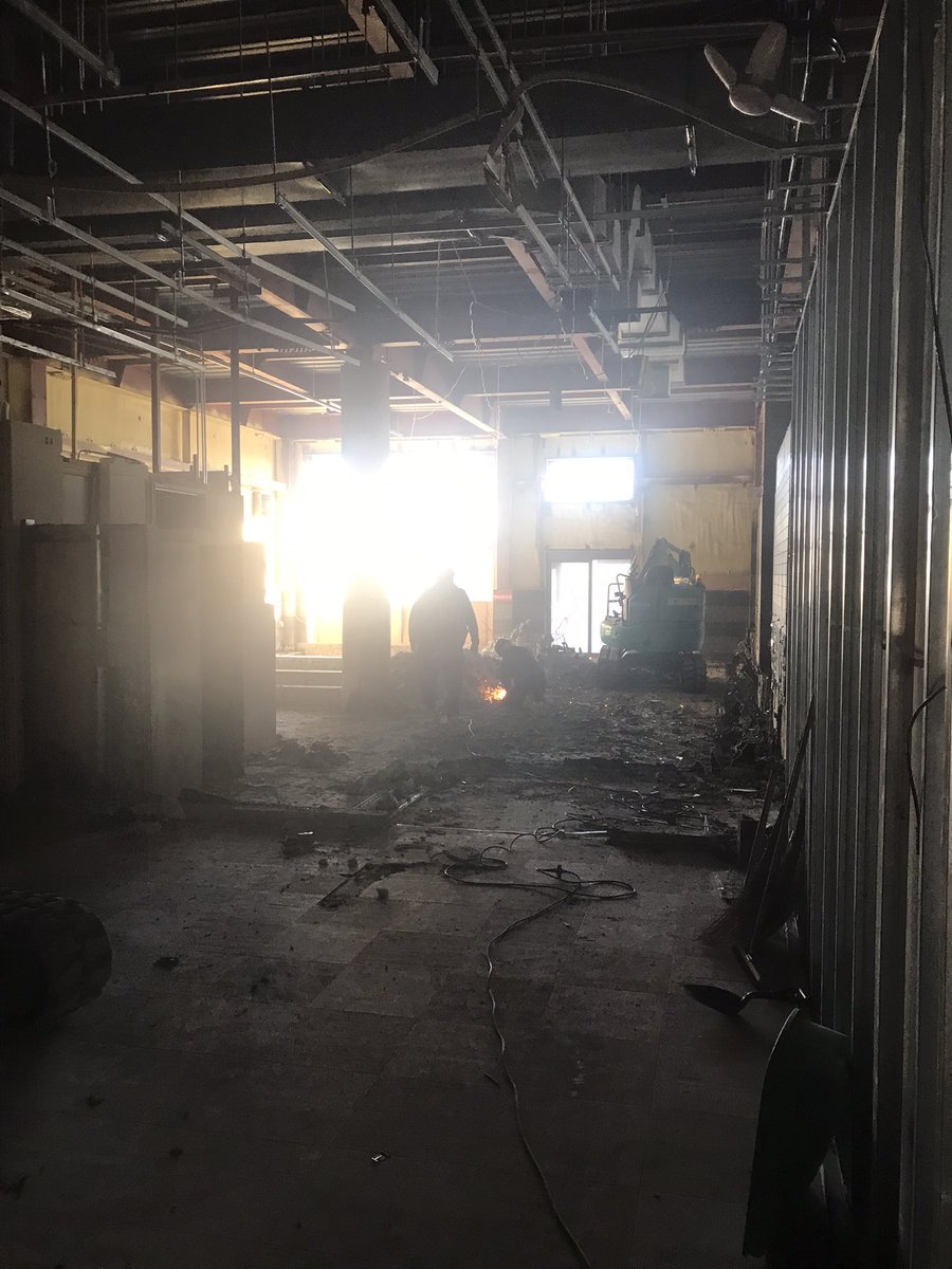 misatoonsen2026's tweet image. 【工事進捗】解体工事編⛏️🪚👷‍♂️👷‍♀️
昨日より更に解体が進んでおります♨️😊♨️

さてどうなるでしょうか♨️😊♨️
#みさと温泉
#温泉
#サウナ
#水風呂
#天然地下水
#群馬県
#高崎市 
#箕郷町
#ぐんまちゃん
#楽久屋
#COCOFURO+