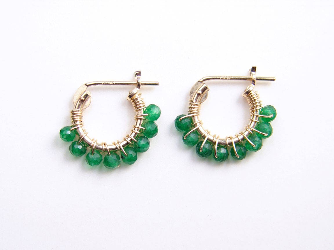 JewelryByMikako's tweet image. Green Onyx Hoop Earrings ~ May Birthday ~ 14K GF Hoop Earrings ~ 10mm or 12mm ~ Gemstone Earrings ~ Simple Modern Jewelry tuppu.net/ce2eec8e  #SmallHoop