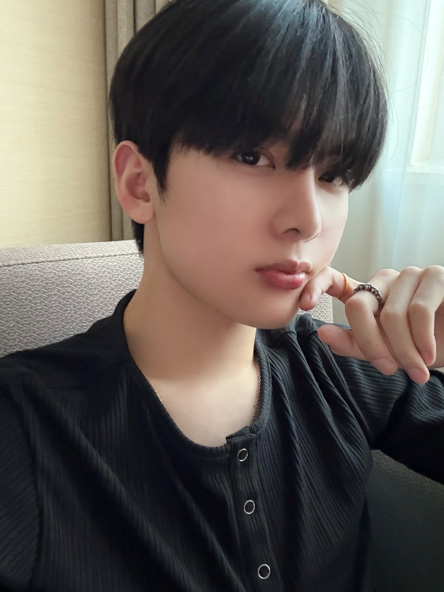 fantasyboys_mem's tweet image. [#링치] 

반디 내일 봐 🖤

#FANTASYBOYS #판타지보이즈
#LINGQI