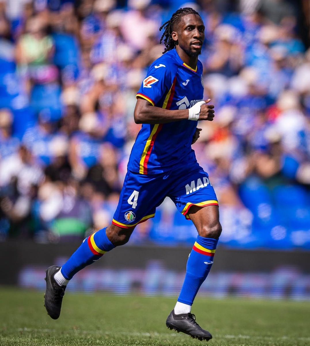 RudyGaletti's tweet image. 🚨👀 Yvan Neyou could emerge as a January market opportunity.

Short on minutes at Getafe and with the club needing to trim wages to fund a striker, a winter exit isn’t ruled out.

The 🇨🇲 midfielder is seen as a smart option for several clubs: more ▶️ rudygaletti.substack.com/p/yvan-neyou-c…