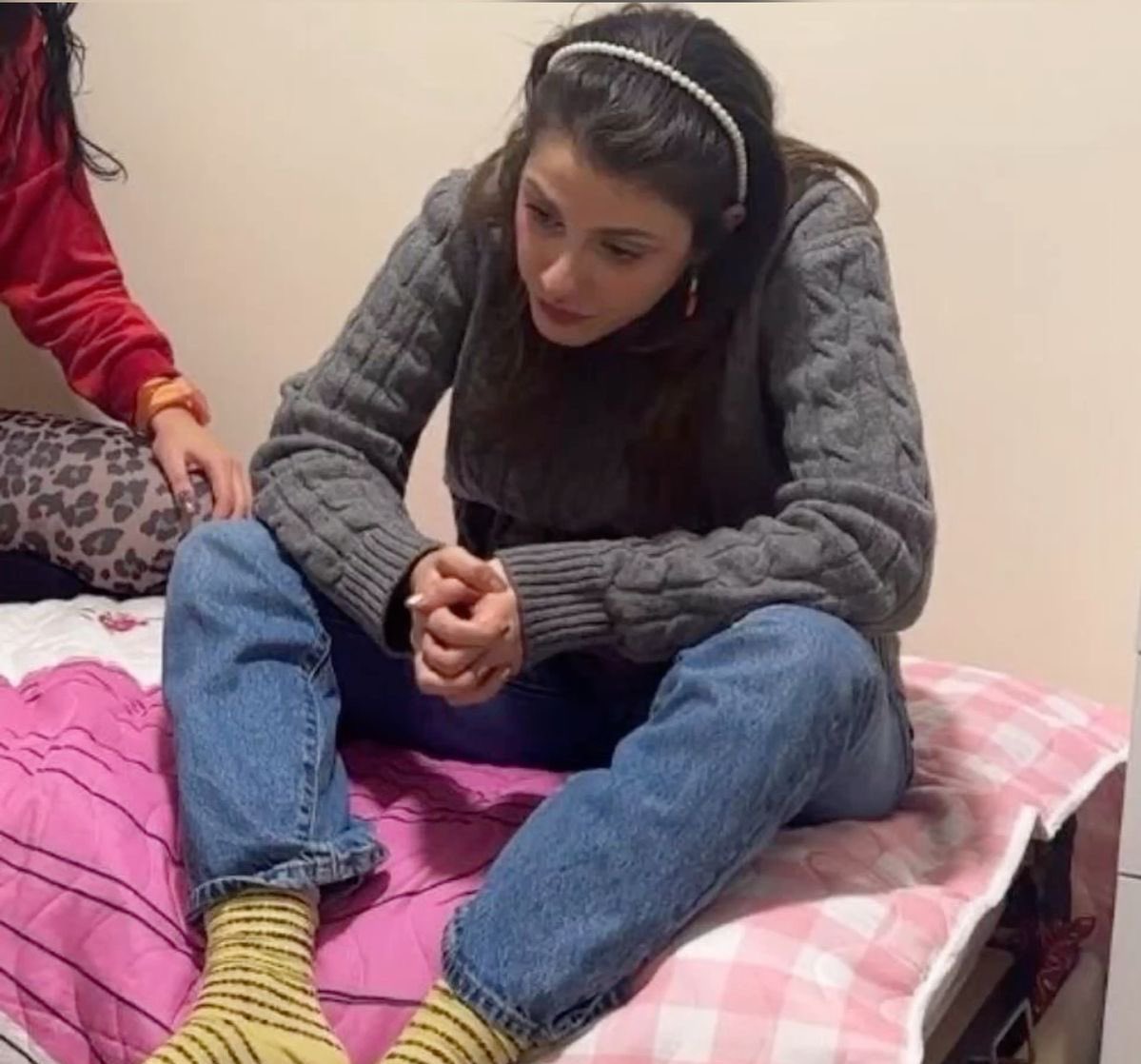 Pandemide ölmemek için 2 sene maske taktığım hayata bak