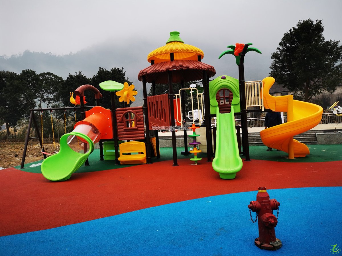 Longlytoy's tweet photo. 114mm pipe outdoor playground combination slide for children, China factory. We have about a month of production time left before the Spring Festival holiday. If any orders, Kindly make purchase plan properly and let us know earlier to avoid inconvenience. WhatsApp:+8615521333348 https://t.co/QJpWmxyTJd