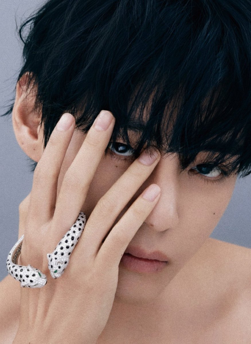 thvchapters's tweet image. seriously this is the craziest face card I’ve ever seen in my entire life