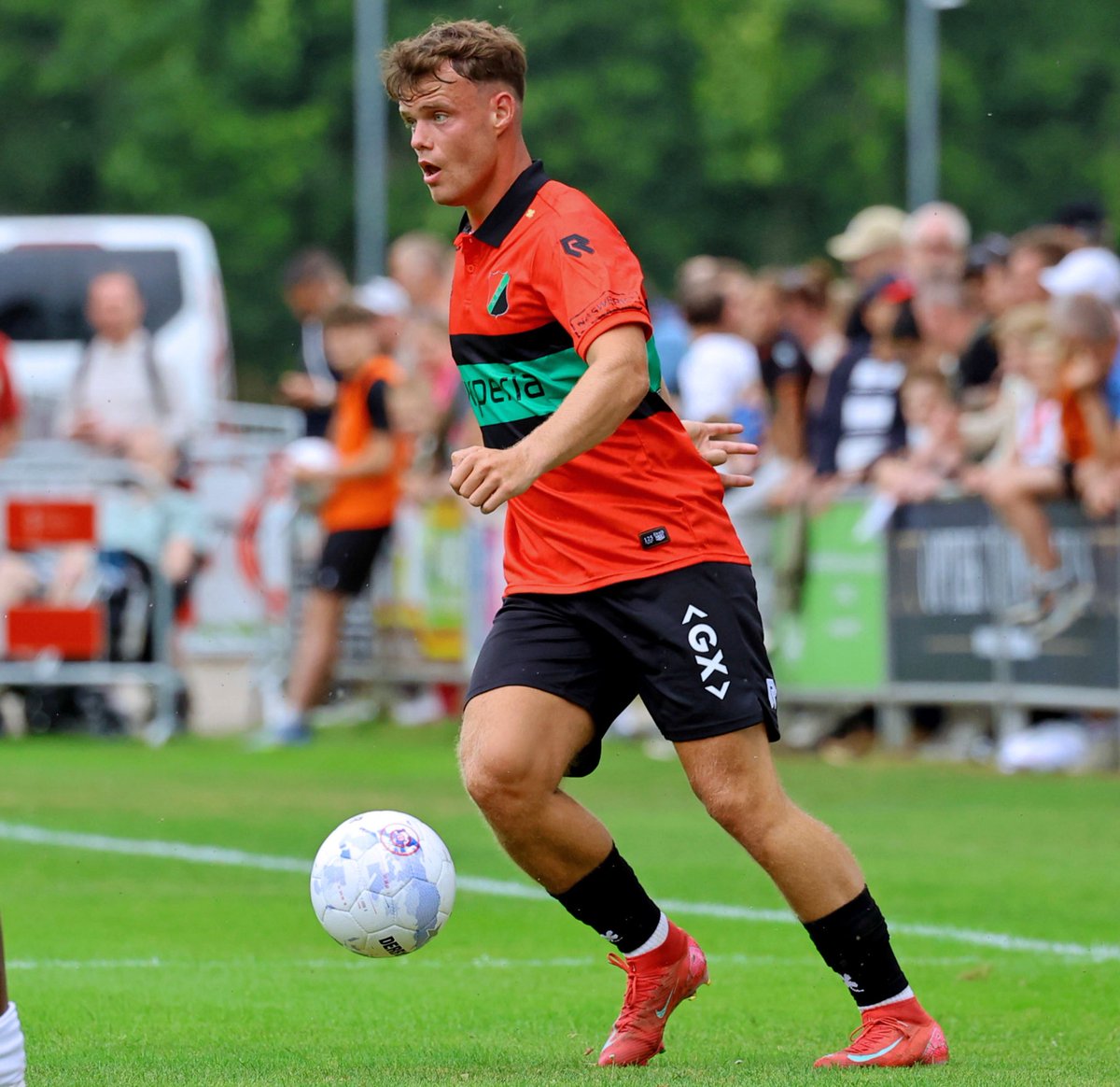 Maurice de Mandt tweet media