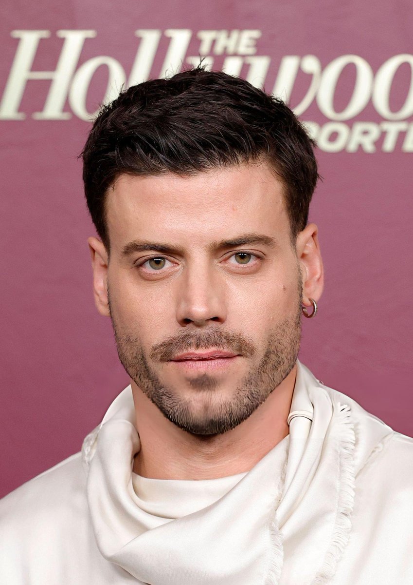 HRivalryUpdates's tweet image. François Arnaud compareceu ao evento Spotify x Golden Globes ontem (08/01) em Los Angeles.

📸 Frazer Harrison