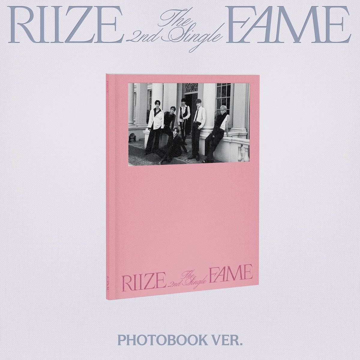 pmtungkii's tweet image. Pls rt สุ่มแจก 2 บั้ม 

RIIZE 2nd Single Album [FAME] 

✩ Photobook ver.
✩ อัลบั้มละ 100 บาท 
✩ ส่งฟรี

เป็นรอบ event ขอคนสะดวกรอนะคะ 🙇🏻‍♀️

สนใจ dm มาได้เลยค้าบบ 🩵
#ตลาดนัดRIIZE #ตลาดนัดน้องข้าว