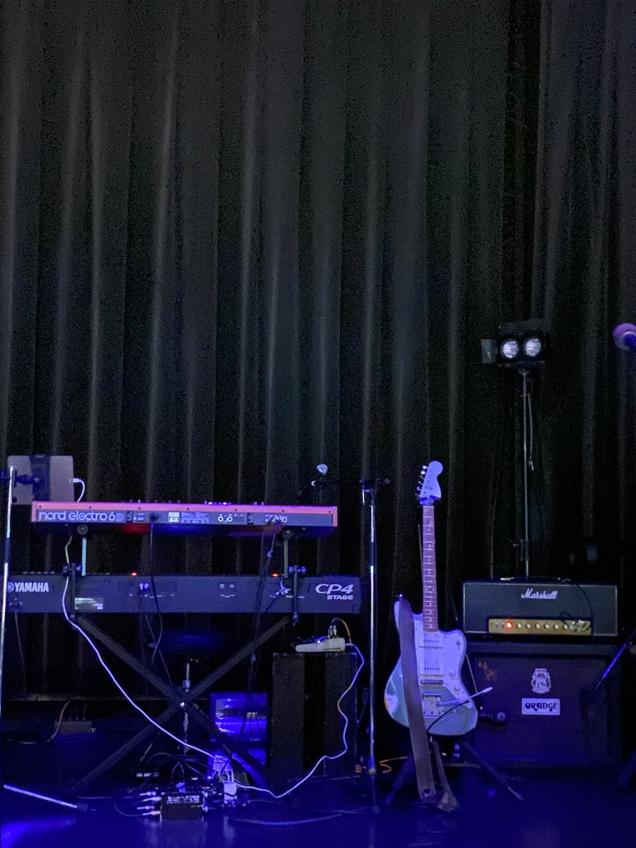 ChannelFdo's tweet image. 今日の現場！

ジャズマスターがいい感じ🎸✨

ワクワク…！！

#のんfiction #のんすとっぱー　
#志崎樺音