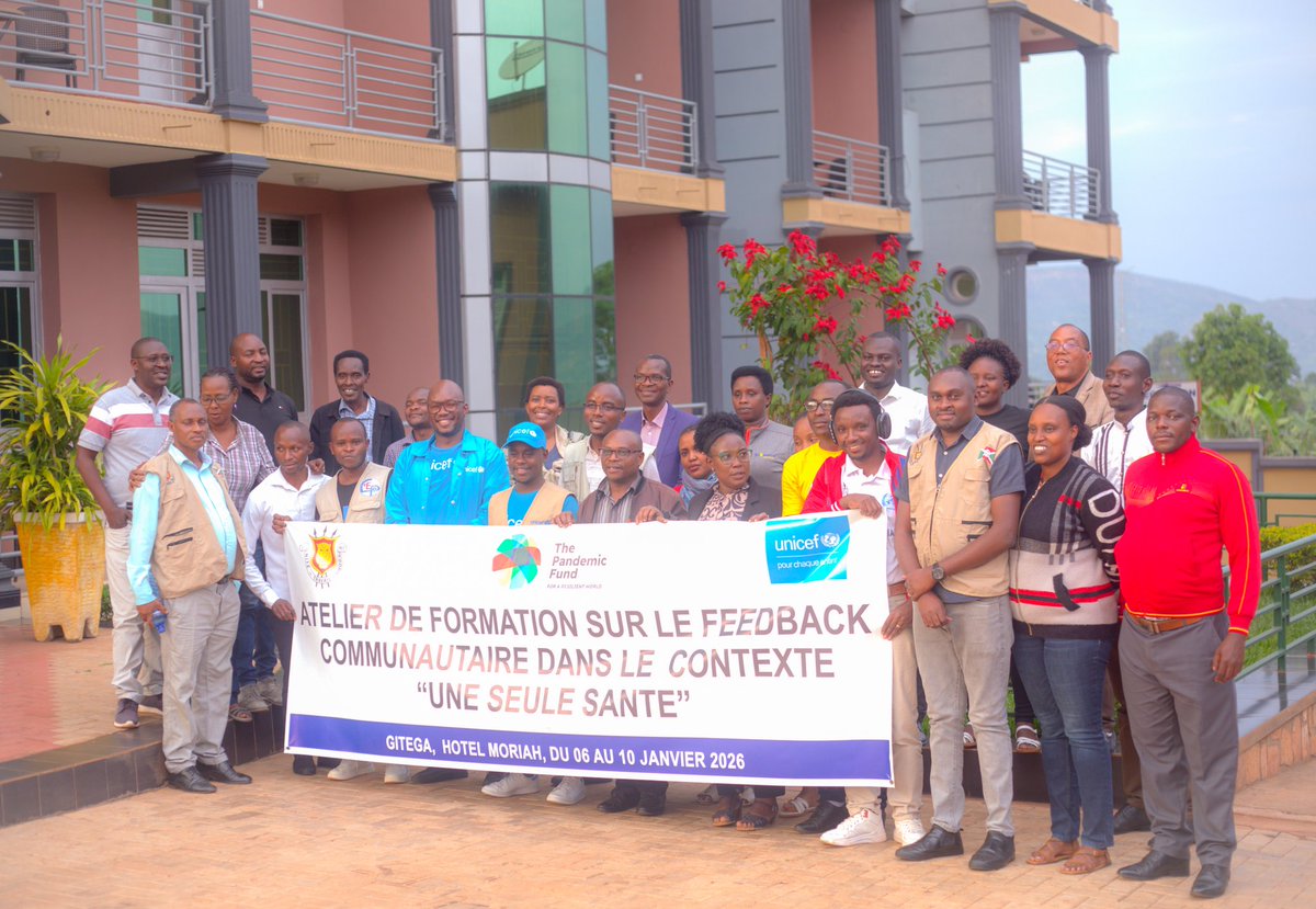 msp_burundi's tweet photo. Cette formation est un levier stratégique pour renforcer la prévention, la détection et la riposte aux urgences sanitaires, en plaçant la communauté au cœur de l’action.
#OneHealth #CREC #SantéPublique #EngagementCommunautaire https://t.co/S2Wc87VvPx