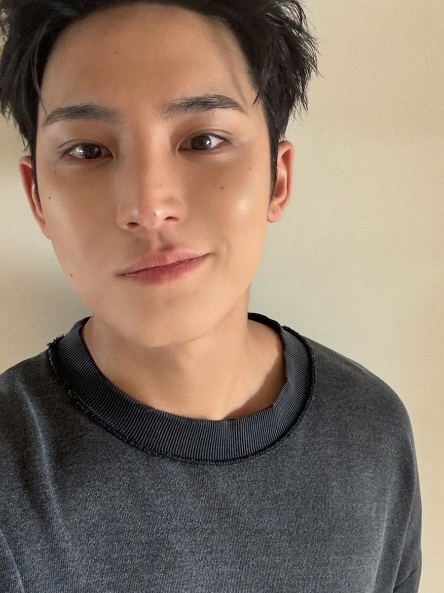 jjonnonuu's tweet image. Gila ya kulit dia bagus banget