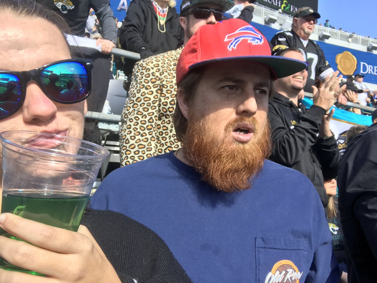 bsalt's tweet image. Bring back the confetti !!