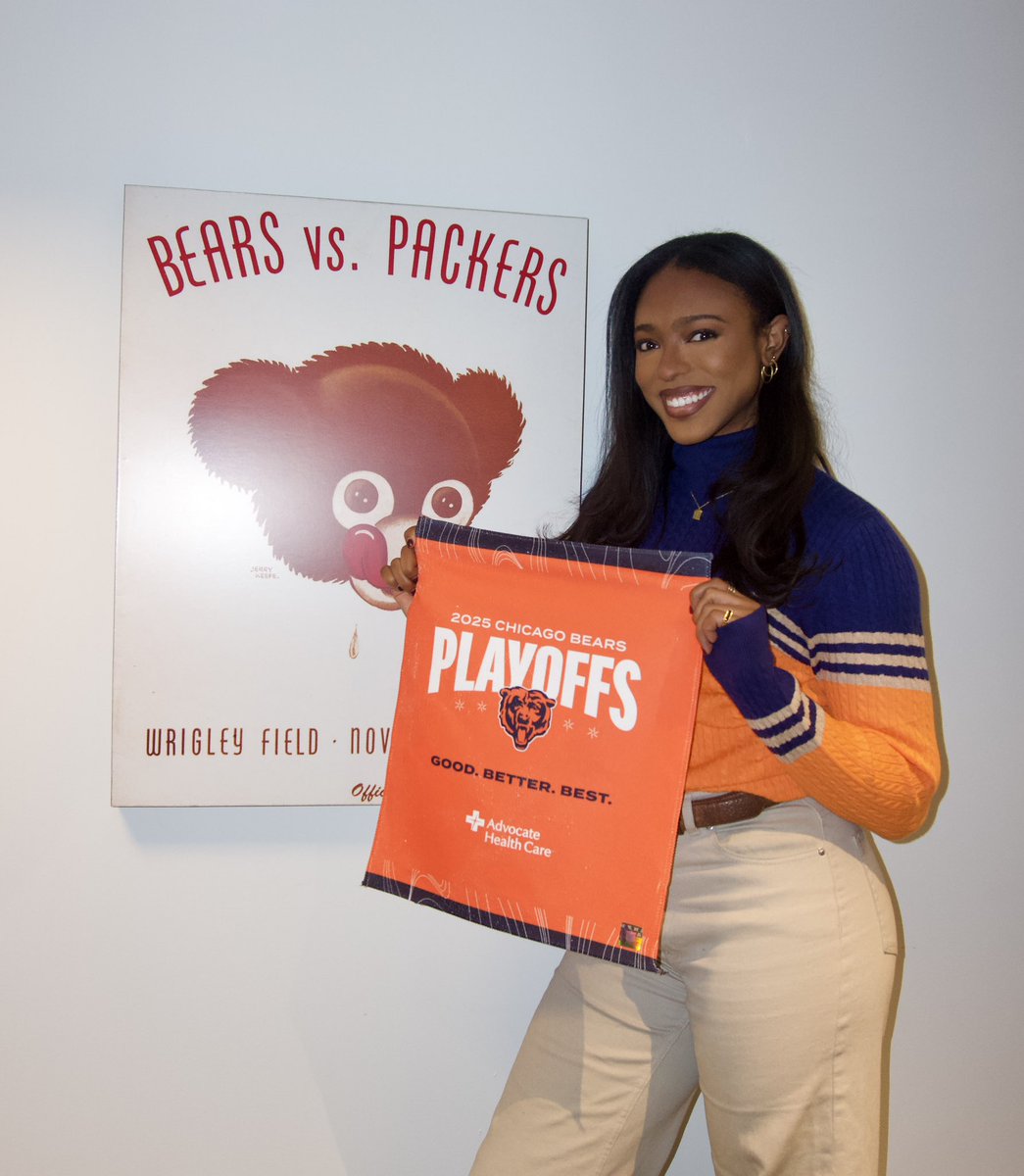 To celebrate tomorrow’s Bears vs. Packers wild card matchup, I am giving away rally towels! Retweet for a chance to win!