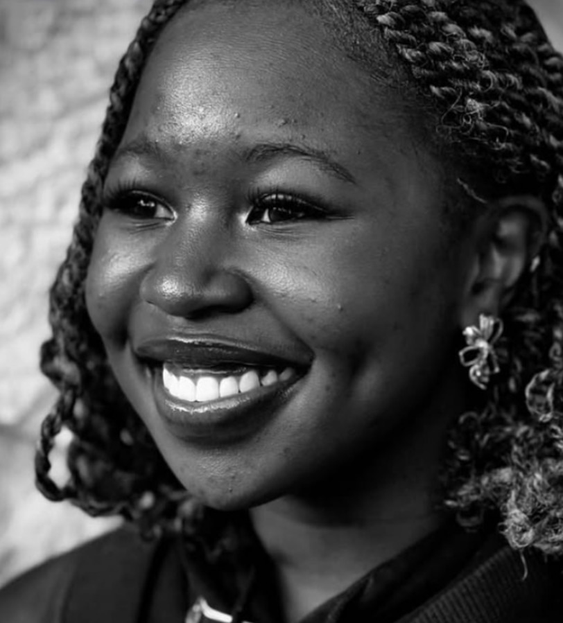 A 20-year-old singer and activist killed during an attempted robbery on New Year's Eve in Tsakane is being laid to rest tomorrow in Benoni. 

Xabiso Kambi was working at her family’s shop when three unknown men approached her in an apparent attempted robbery. 

When she tried to