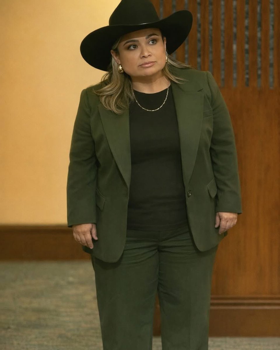 ElizbethCristi7's tweet image. Mi amiga la fastidiosa del colegio: