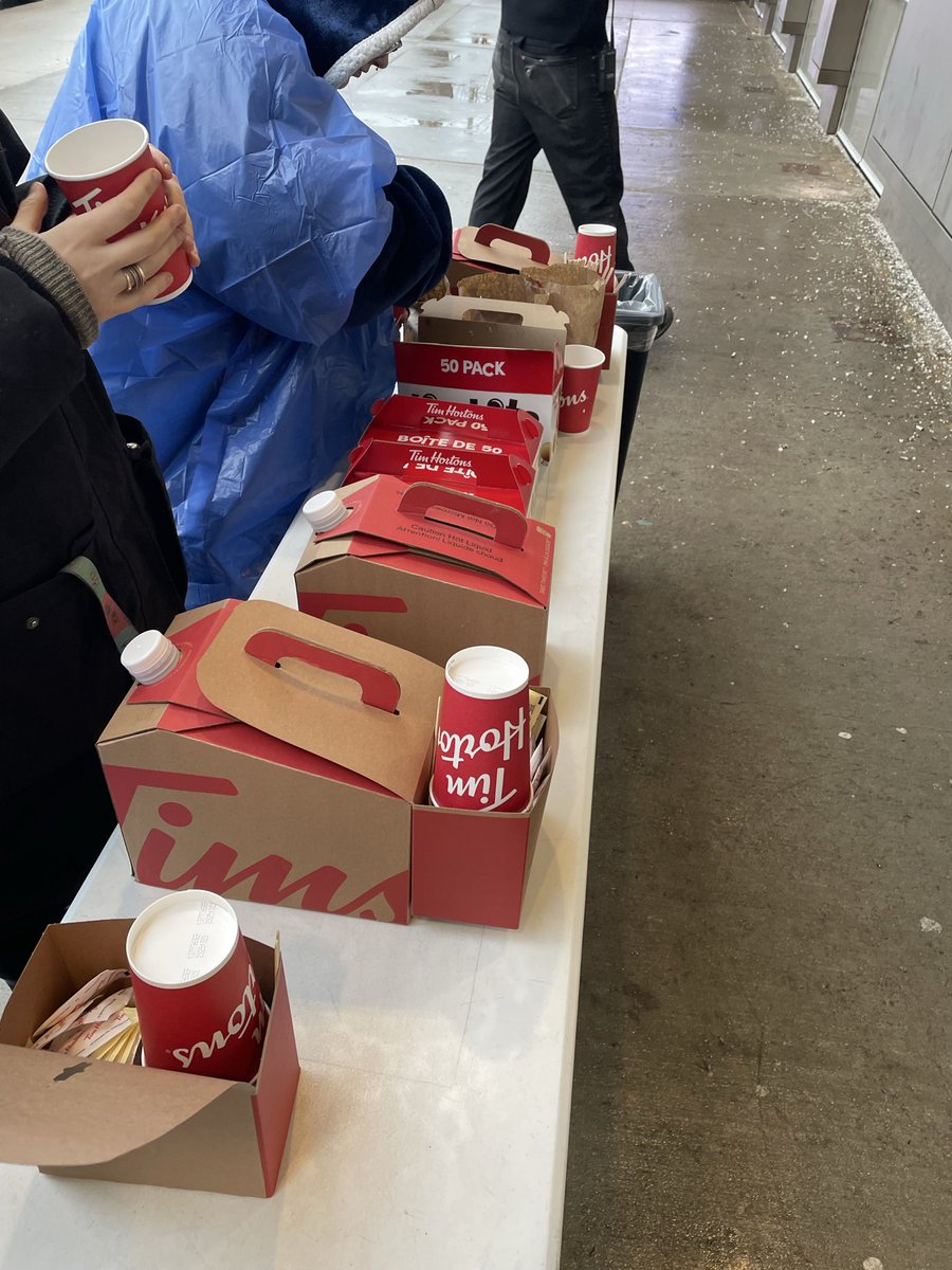 Thank you for the coffee and Timbits <a href="/halsey/">halsey 🌸</a> <a href="/anthonyli/">anthony li</a> ❤️❤️
#BacktoBadlands