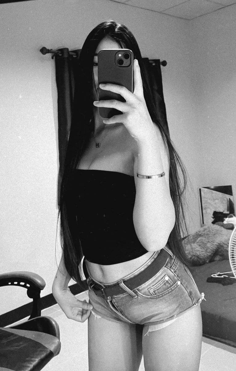 Jsbu222798's tweet image. อยู่ห้องไม่รู้จะทำอะไรไปห้องเธอได้ป่ะ #นนทบุรี 
#สาวอวบ