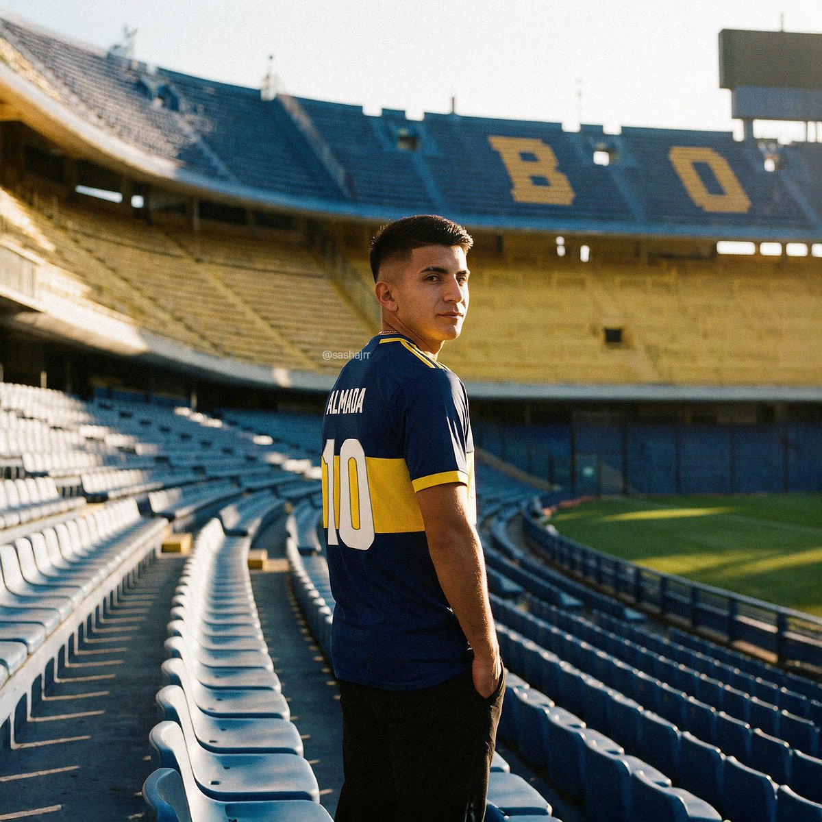 sashajrr's tweet image. Me hinche las bolas, Thiago Almada DEBE jugar en Boca. Esta por cerrar con Palmeiras, nosotros no vamos a intentarlo?

Hoy arranca la campaña, si queres ganar la Libertadores tenes que tener a los mejores y la unica forma es poniendo la guita.

#AlmadaABoca