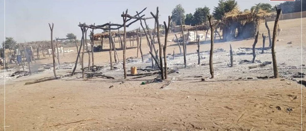 SahelAlerte's tweet photo. Mali – Rapport MSF sur les frappes de l’armée malienne à Dogofry
#Mali🇲🇱: Après une attaque aérienne  ayant touché la foire de #Dogofry, cercle de #Sokolo, région #Ségou, ce  6 janvier, les équipes MSF et du ministère ont pris en charge 5⃣4⃣ blessés dont 24 référés à l’hôpital de #Niono et 30 autres au centre de santé communautaire de Dogofry.

La majorité des blessés étaient des enfants et des femmes dont une enceinte ayant perdu son enfant à la suite de l’attaque. Les blessés présentaient des fractures, plaies cervicales, signes de pneumothorax nécessitant des soins intensifs au sein du bloc chirurgical à #Niono.

Les attaques touchant les civils ont été fréquentes dans la zone ces 29 décembre et 3 janvier notamment dans la localité de K2 ayant fait une dizaine de blessés.
Source : @MSF_WestAfrica