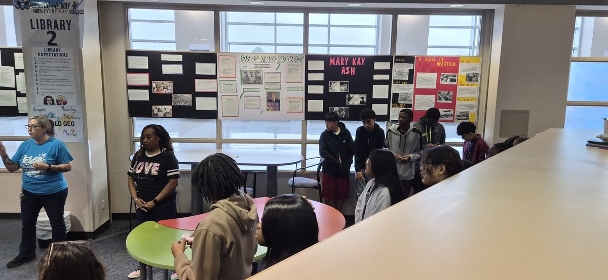 ElsikNGCRams's tweet photo. Distance Learning Orientation with facilitators to review best practices to support student progress and success! #timemanagement #organization #studygroups #planning #collegeready #habits @ElsikRamsRead @Laneisha_Davis1 #leadingtheway100 https://t.co/vLINNhF6Nv