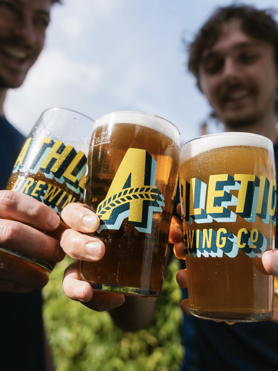 AthleticBrewing's tweet photo. 🫡 Mid-January check-in: turn Quitter’s Day into Winner’s Day™️

You’ve already made it this far, so grab an Athletic and toast to progress your way 🍻 https://t.co/HlbEHVdw8H