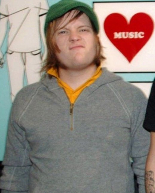 fallwutby's tweet image. Eu  |  meu plot