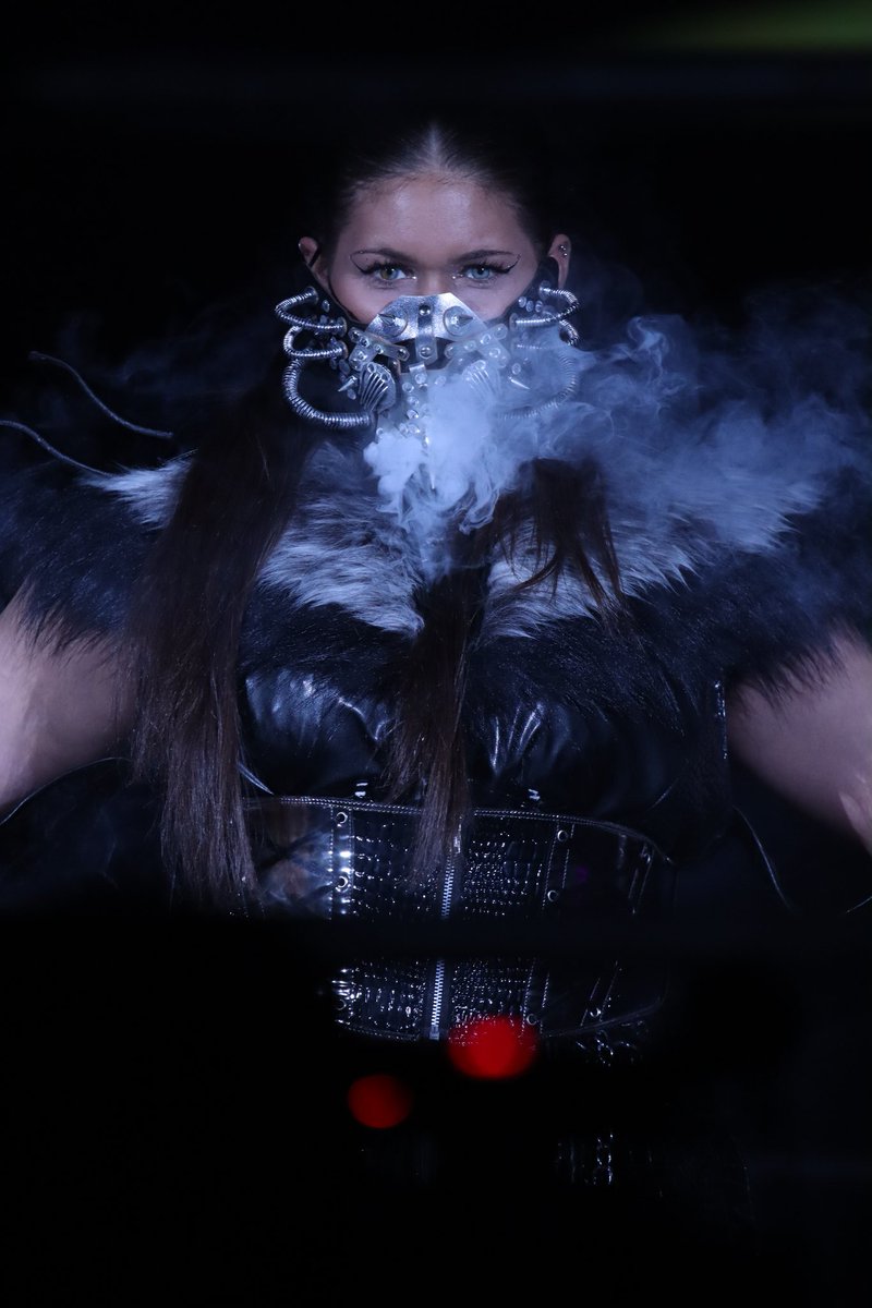 1976aurora's tweet image. 2025.12.29 スターダム
両国国技館大会
ボジラさんです🤗
#STARDOM
#Bozilla