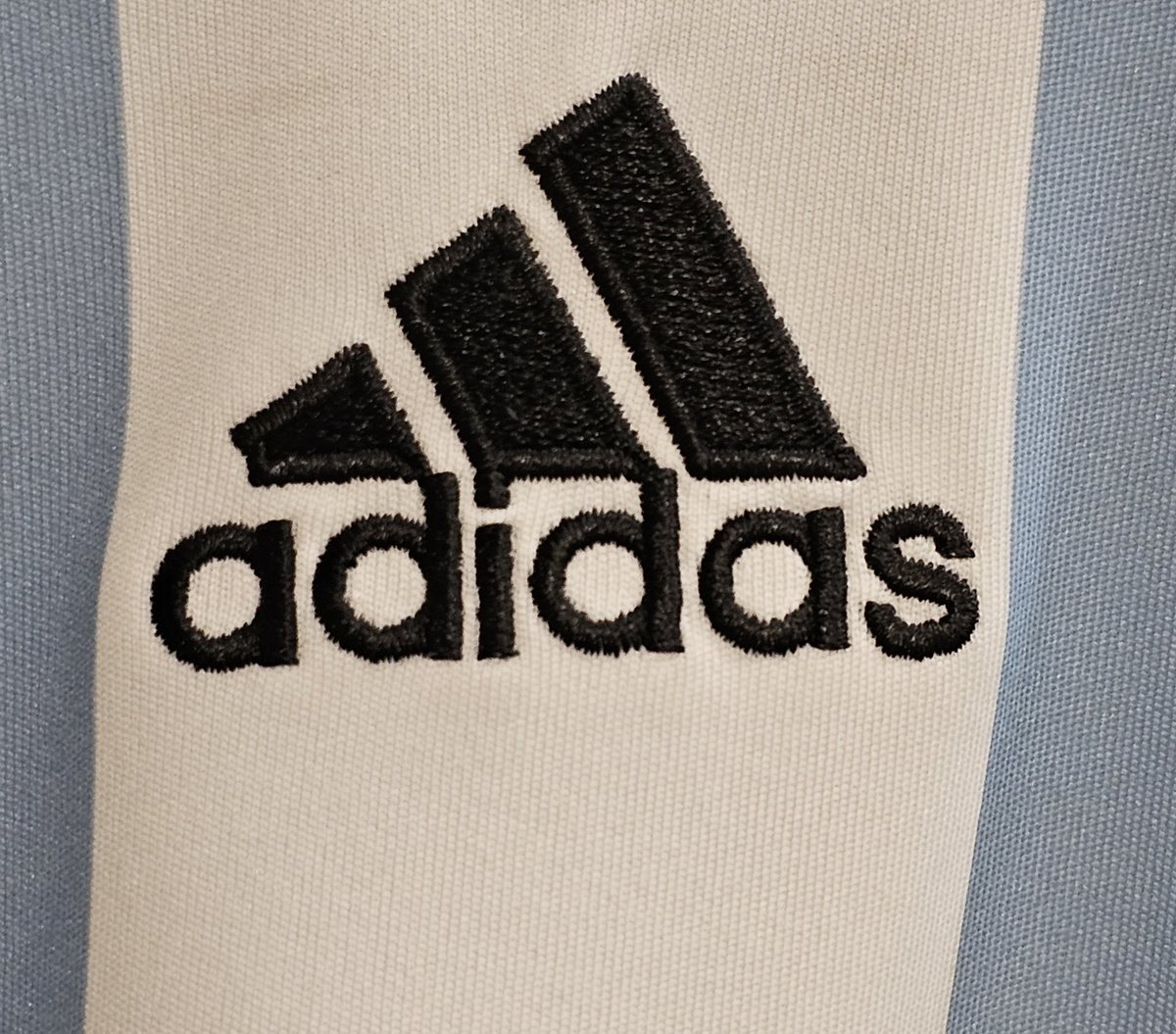 VsKitCorner's tweet image. 🇦🇷 For Sale!

Official Argentina 2006 Home Messi. 

Medium. 

Excellent condition.

Worn in his first World Cup appearance in 2006.

£150.