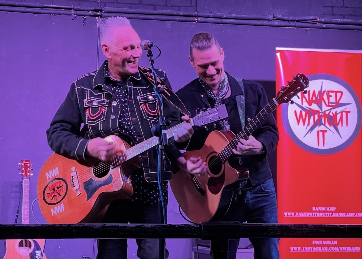 martindkennedy's tweet image. 2 years ago at The Acoustic Couch - lots more to come from us two 🤘🏻🎸

#nakedwithoutit #2yearsago #moretocome #guitarplayer