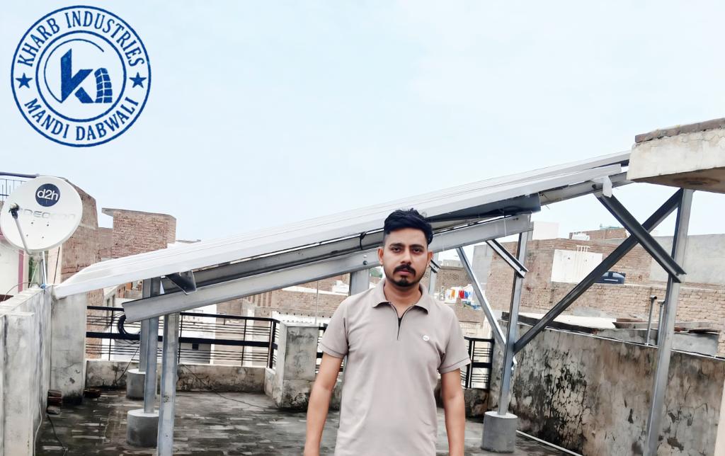 kharbindustries's tweet photo. 5KW Solar System installed at residence of Ankit Sharma (Famous Vaid Asanand, Meena Bazaar) Dabwali.

#sharma #vaidasanand #meenabazaar #kharbindustries #UTLSolar #UTL #luminous #microtek #vikram #waaree #adani #solar #raviro #mandidabwali #Dabwali #haryana #punjab #rajasthan https://t.co/NPLQcPYeSG