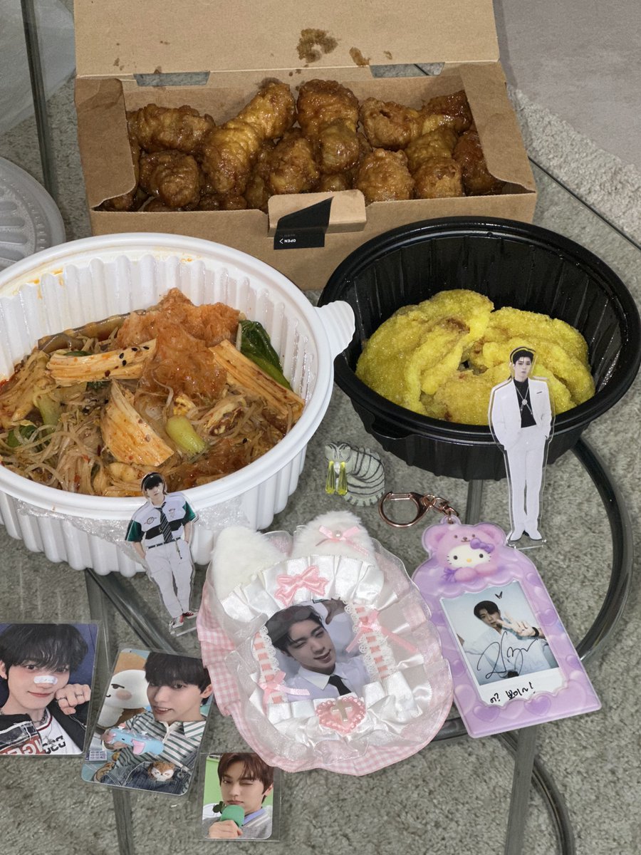 냐 냐 냐 ♡♡♡♡♡
