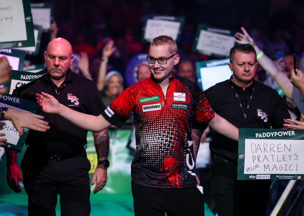 PDC Darts tweet media