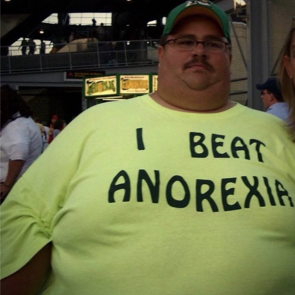 kitowinback's tweet image. me during the day vs me during the night