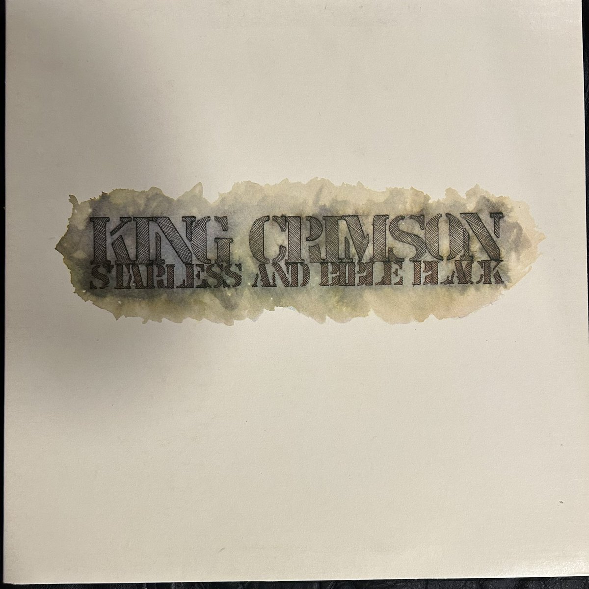 VariationsVinyl's tweet image. #AtoZ -The Redux- (Letter K)  
#KingCrimson “Starless and Bible Black” 1974  
Sixth studio album. Hybrid of live improvisations (audience erased) and studio tracks—intense prog 
#nowspinning #vinyl #vinylcommunity