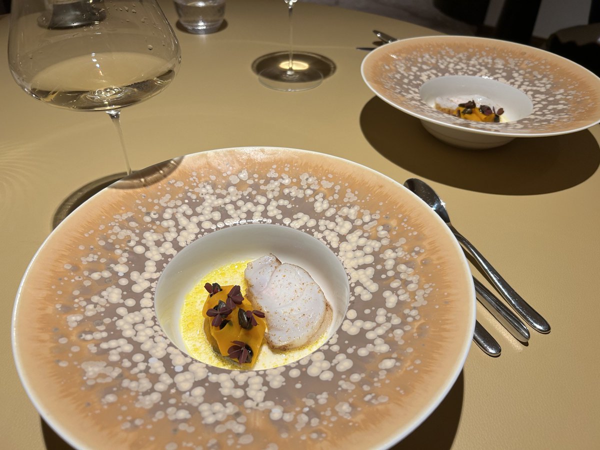 MichelinGuideUK's tweet image. Beautiful monkfish and delicious Cumbrian Blue Grey at recently opened Bonheur by Matt Abé 

bonheurbymattabe.com

#Mayfair #London