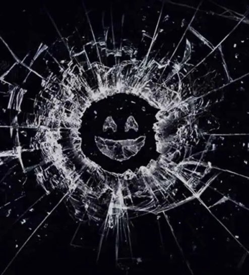 DiscussingFilm's tweet image. ‘BLACK MIRROR’ has been renewed for Season 8 at Netflix