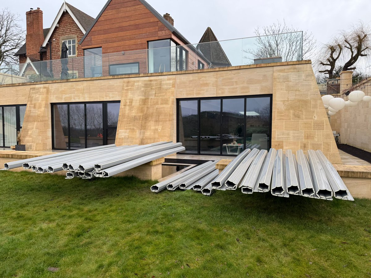 Water_Technics's tweet photo. Poor weather didnt effect our first Pool Cover Removal of 2026. The hard working engineers removed a 20m x 2.75m wide cover ready for the delivery of the new cover in the next few weeks. https://t.co/iUlRTPLKjA