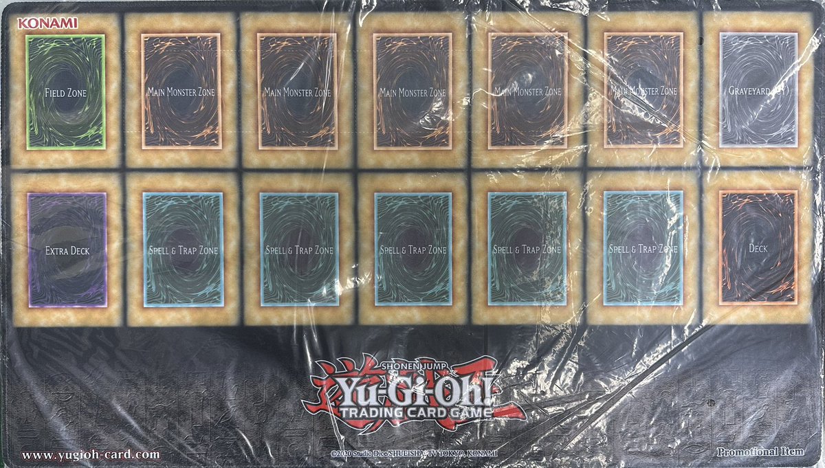 遊戯王 プレイマット】 GENESYS クラシック【EU版 未開封】 ￥45,000