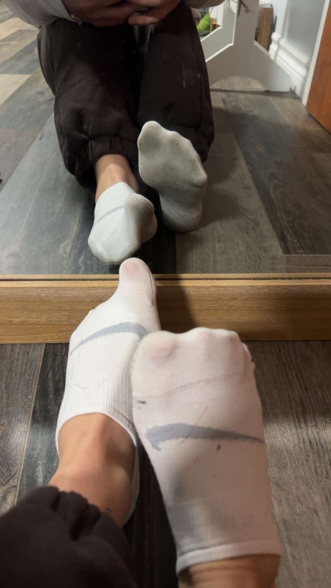 Leck jetzt meine dreckigen Socken! Verlierer 😈 

Liken und teilen dann erhältst du einen Preis!
Telegramm : t.me/Nadia_A777